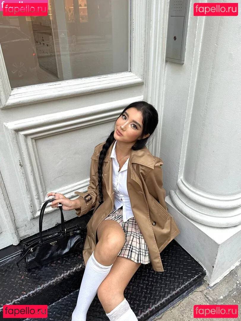 nopearii Onlyfans Photo Gallery 