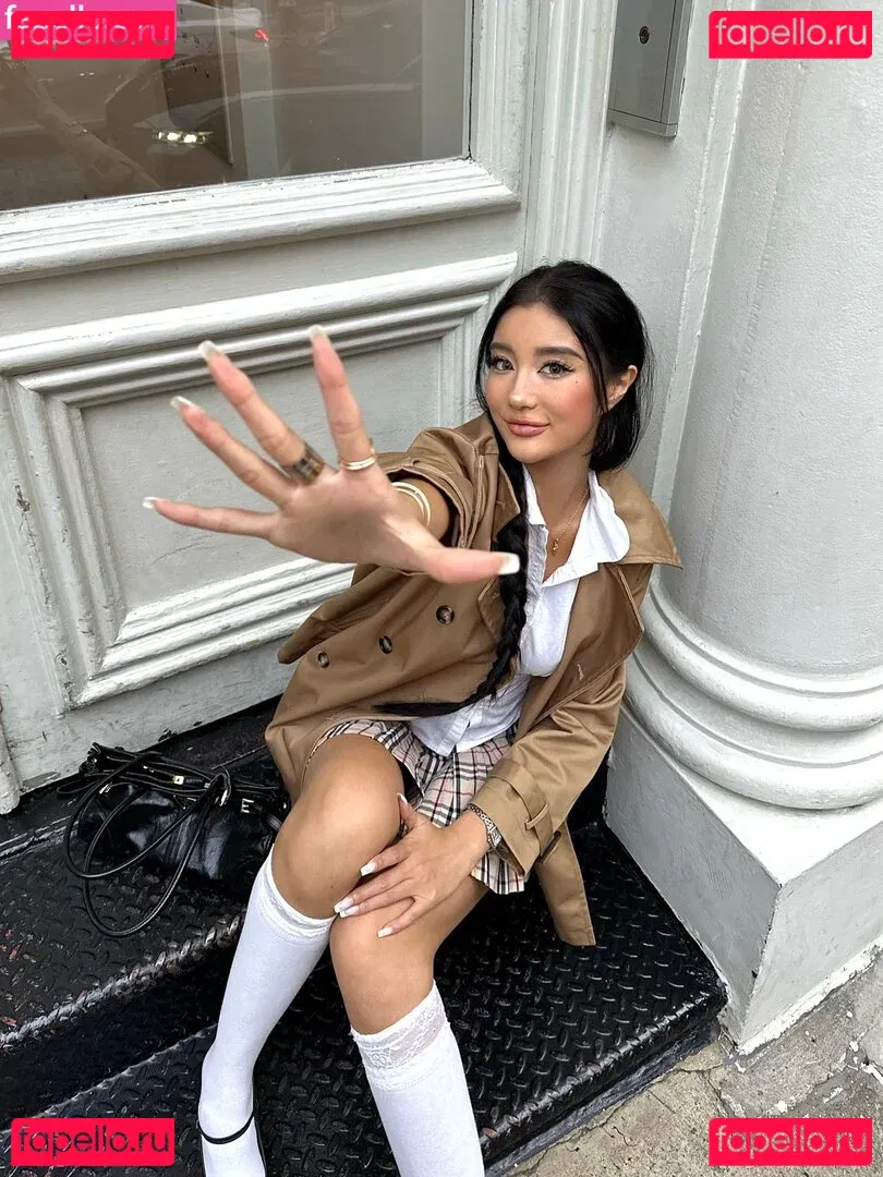 nopearii Onlyfans Photo Gallery 