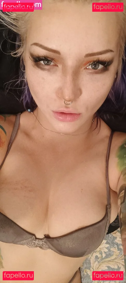 Lorelaye Onlyfans Photo Gallery 