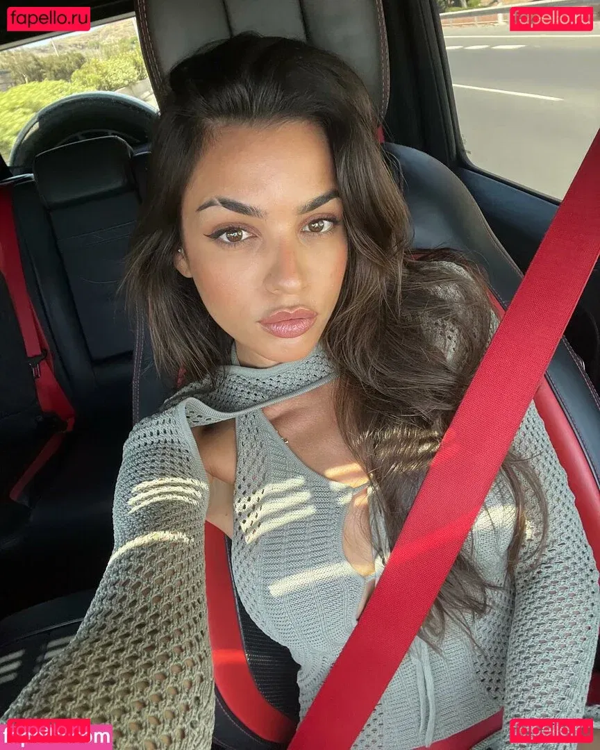 Anabel Hernandez Onlyfans Photo Gallery 