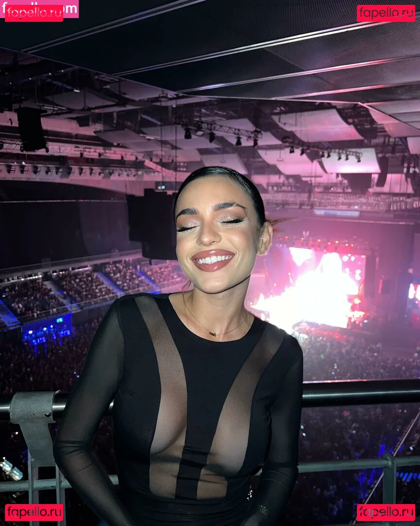 Anabel Hernandez Onlyfans Photo Gallery 