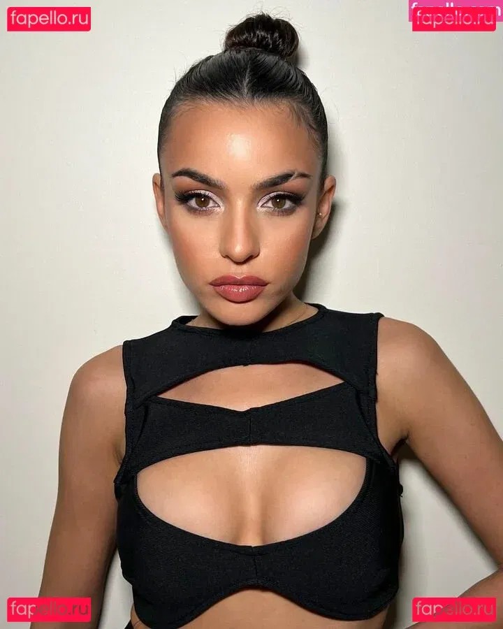 Anabel Hernandez Onlyfans Photo Gallery 