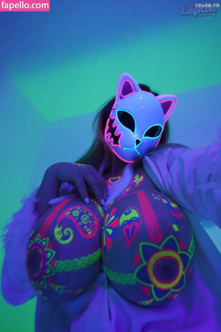 LilyKoti Onlyfans Photo Gallery 