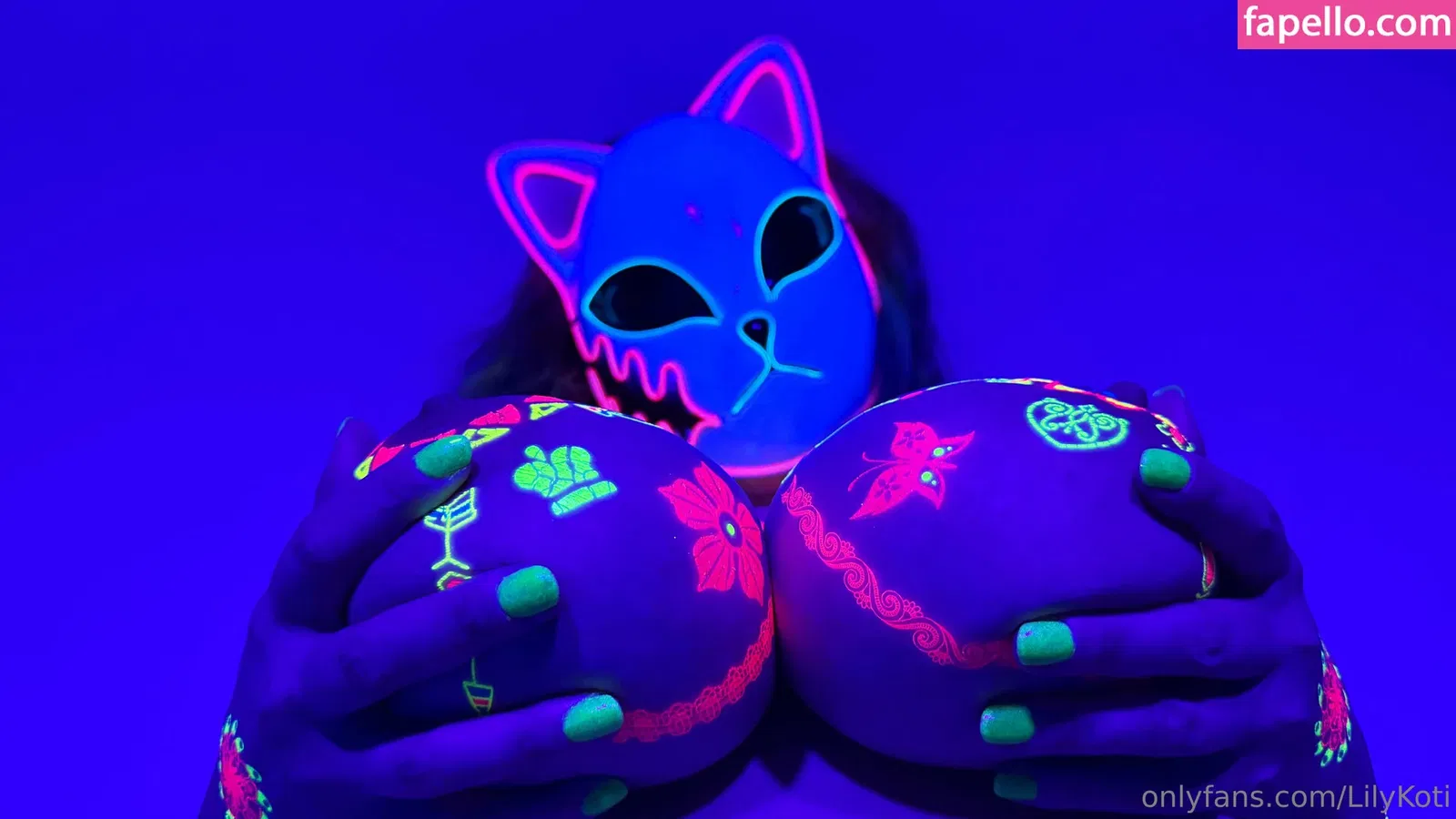 LilyKoti Onlyfans Photo Gallery 