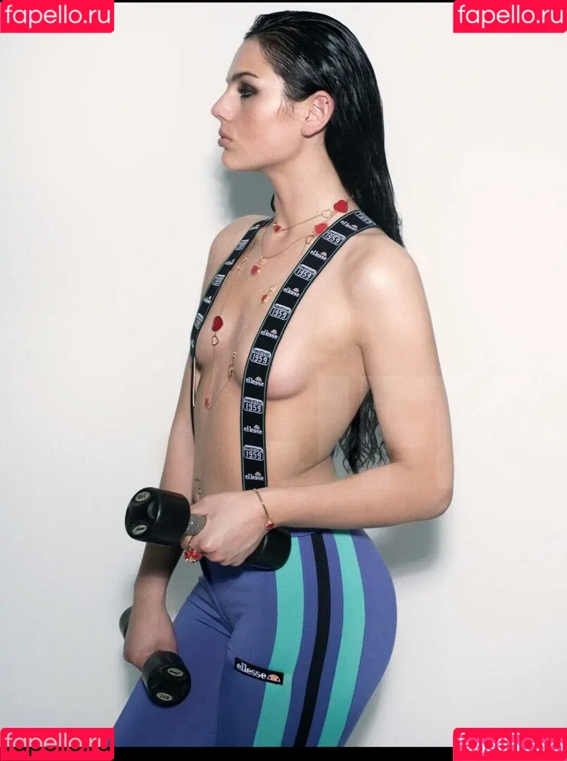 Famke Louise Onlyfans Photo Gallery 