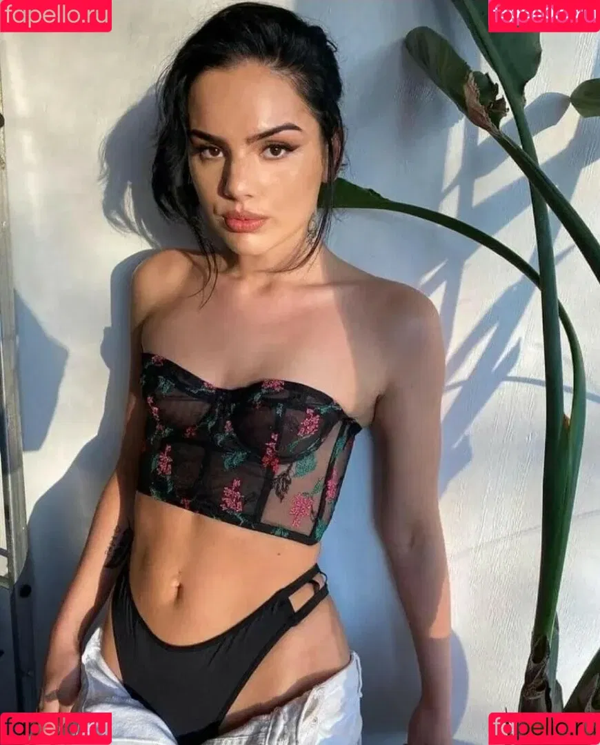 Famke Louise Onlyfans Photo Gallery 