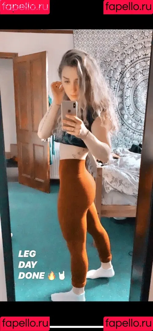 Sophie Burrell Onlyfans Photo Gallery 