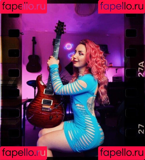 Sophie Burrell Onlyfans Photo Gallery 