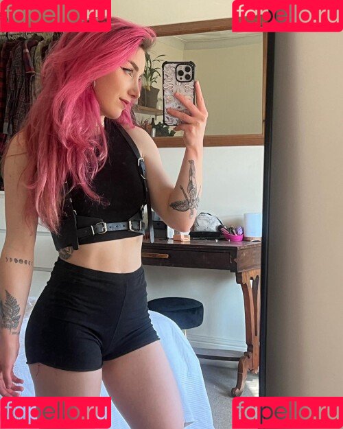 Sophie Burrell Onlyfans Photo Gallery 