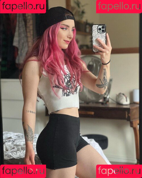 Sophie Burrell Onlyfans Photo Gallery 