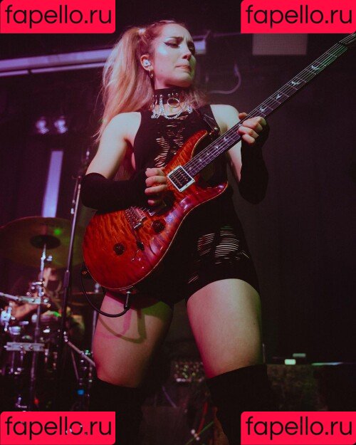 Sophie Burrell Onlyfans Photo Gallery 