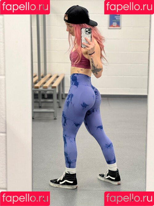 Sophie Burrell Onlyfans Photo Gallery 