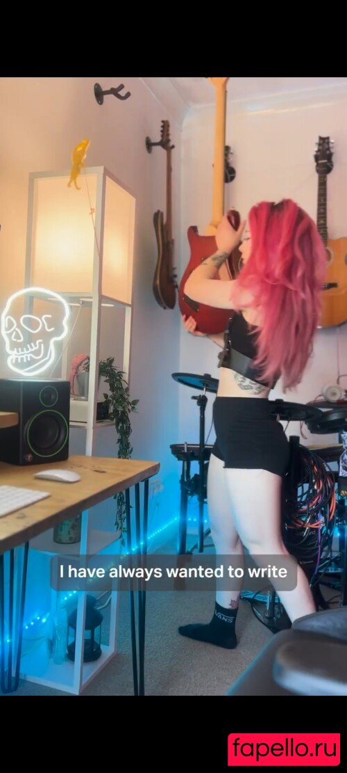 Sophie Burrell Nude Onlyfans Photo 45
