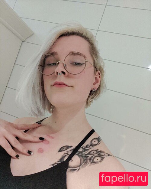 Tall Goth Nude Onlyfans Photo 47