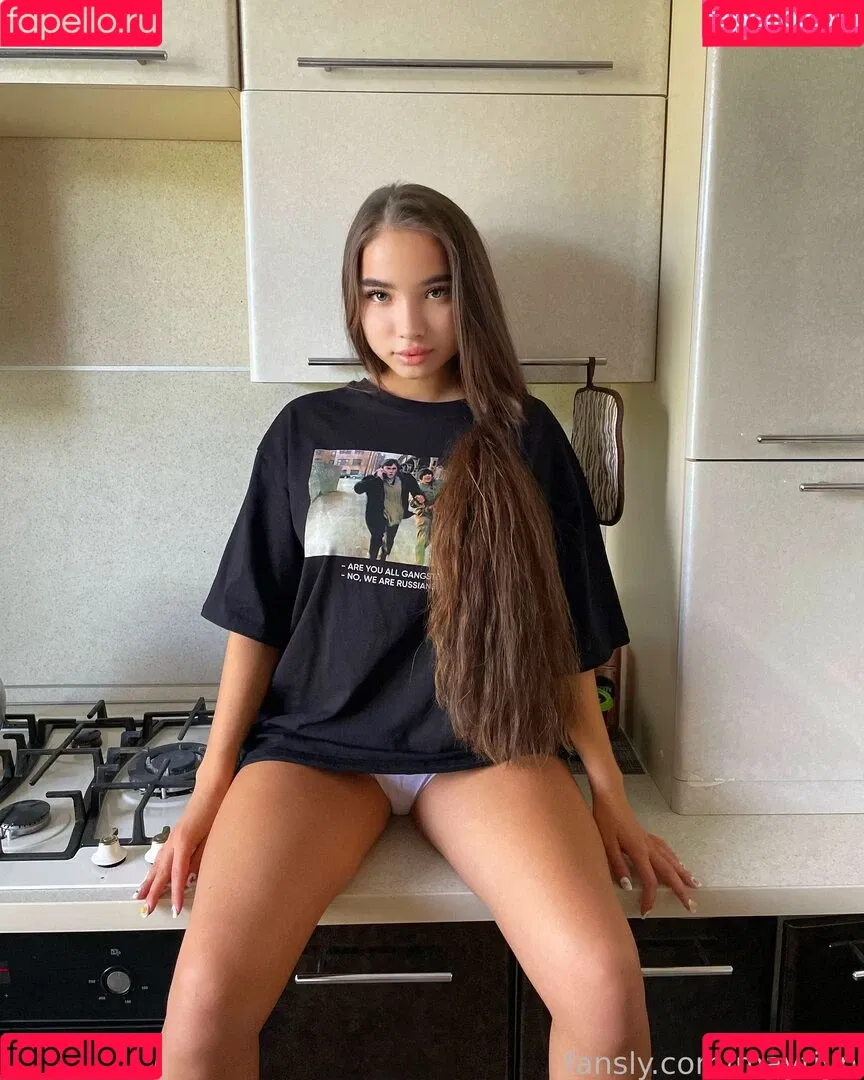 maytiyn Onlyfans Photo Gallery 