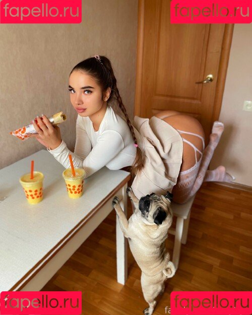 maytiyn Onlyfans Photo Gallery 