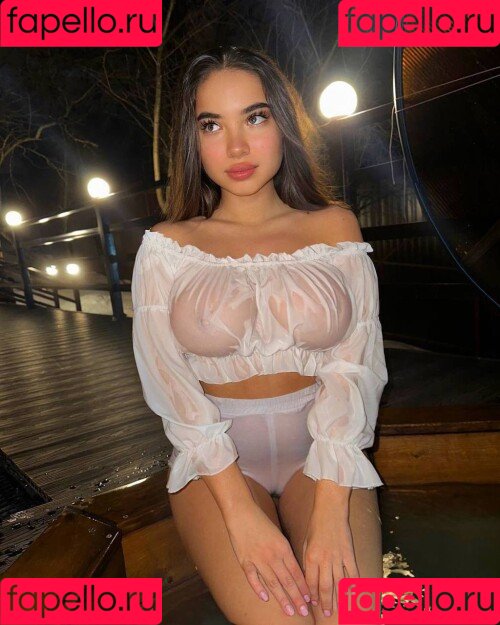 maytiyn Onlyfans Photo Gallery 