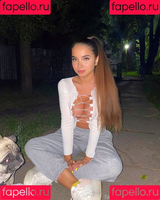 maytiyn Onlyfans Photo Gallery 