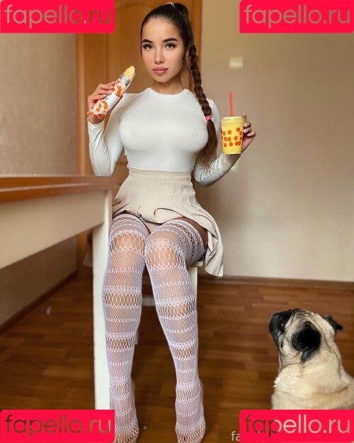 maytiyn Onlyfans Photo Gallery 