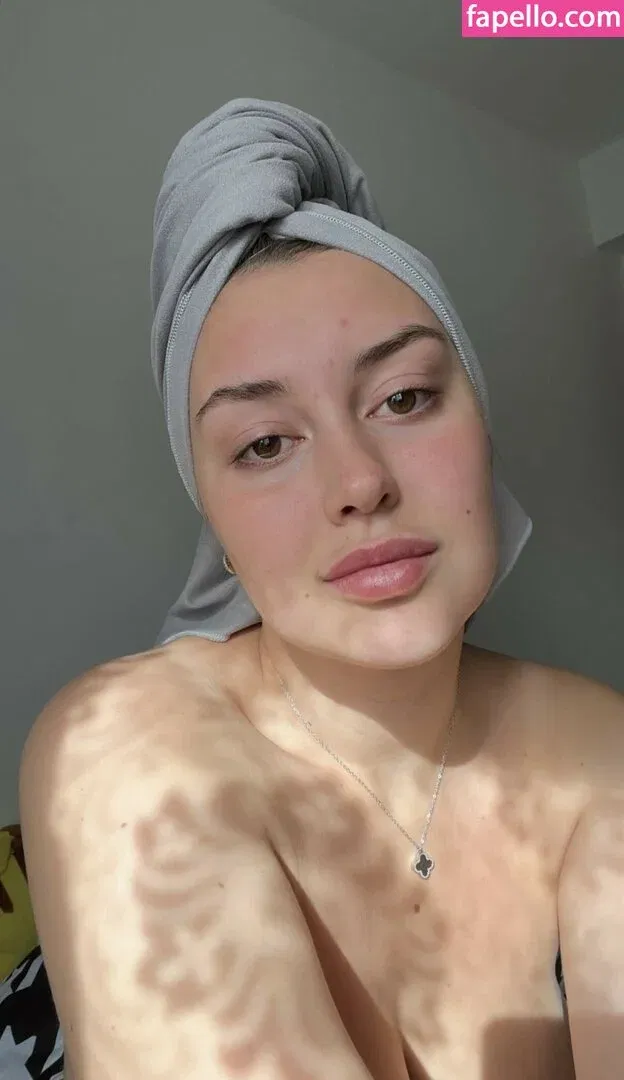 eliz.gry Onlyfans Photo Gallery 