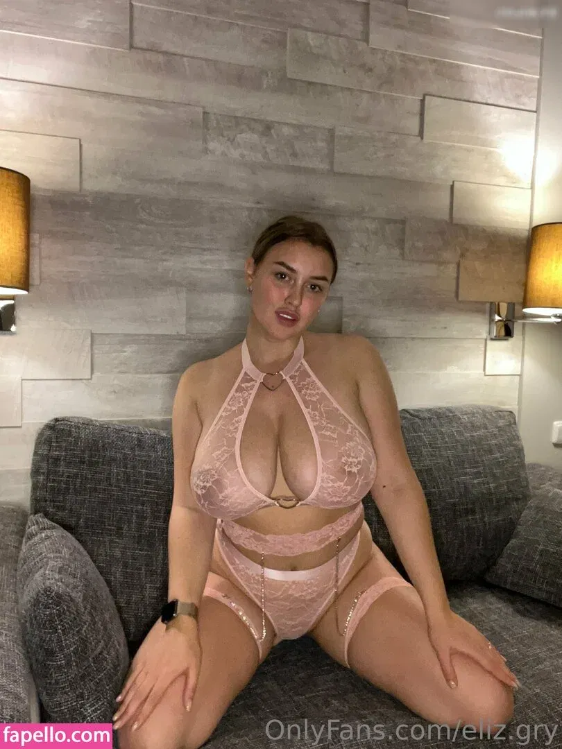 eliz.gry Onlyfans Photo Gallery 
