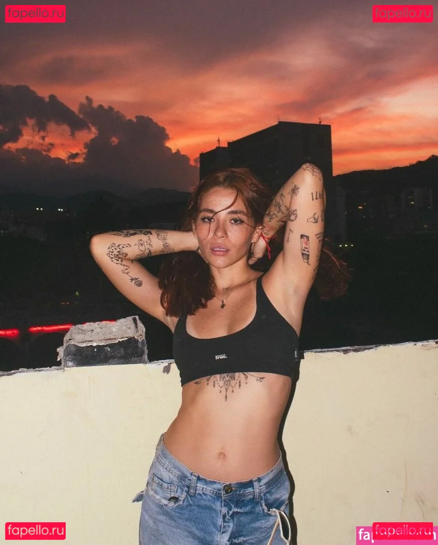 Carolina Cardenas Onlyfans Photo Gallery 