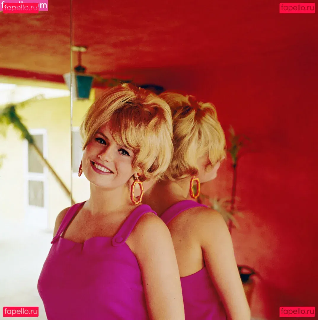 Joey Gibson Onlyfans Photo Gallery 