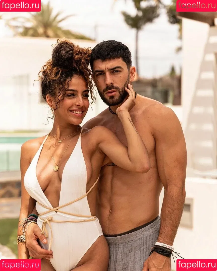 Zoe Bayona Onlyfans Photo Gallery 