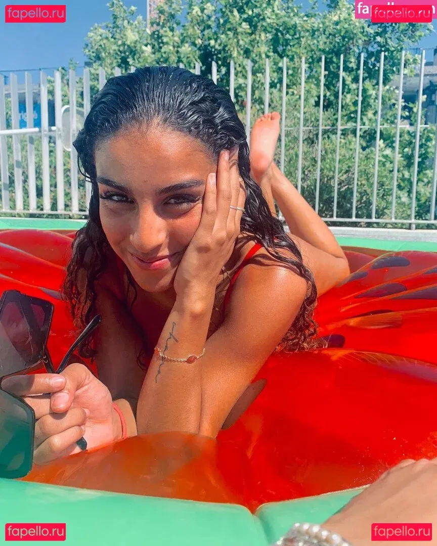 Zoe Bayona Onlyfans Photo Gallery 