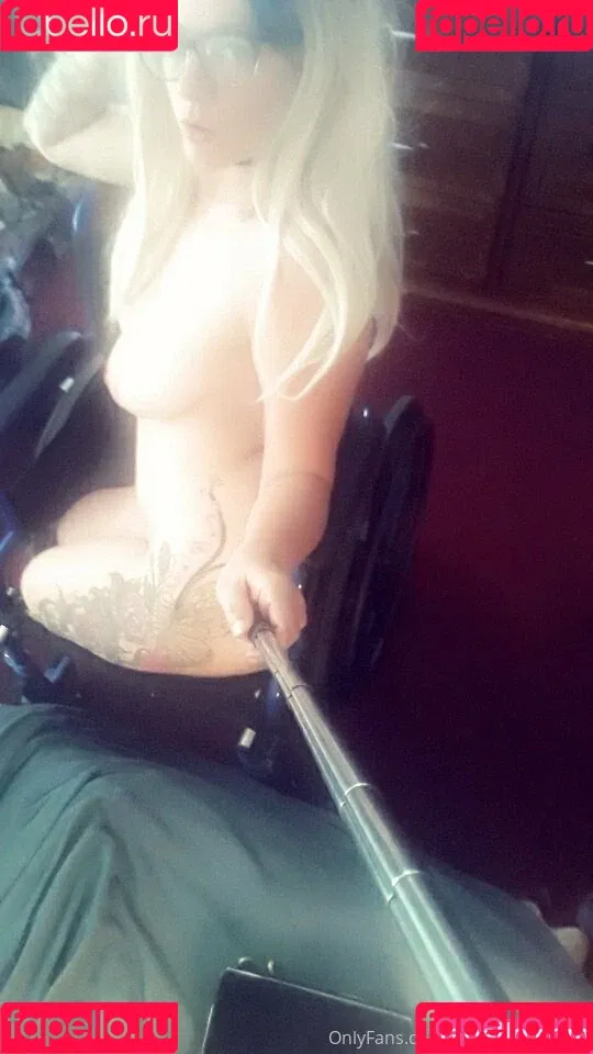 theamputeebitch Onlyfans Photo Gallery 