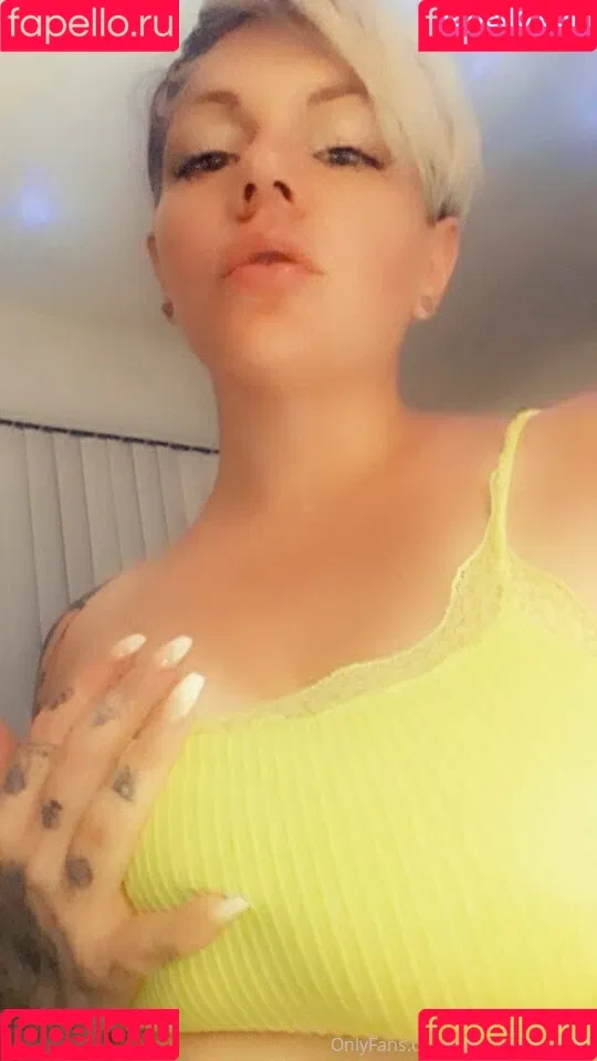theamputeebitch Onlyfans Photo Gallery 