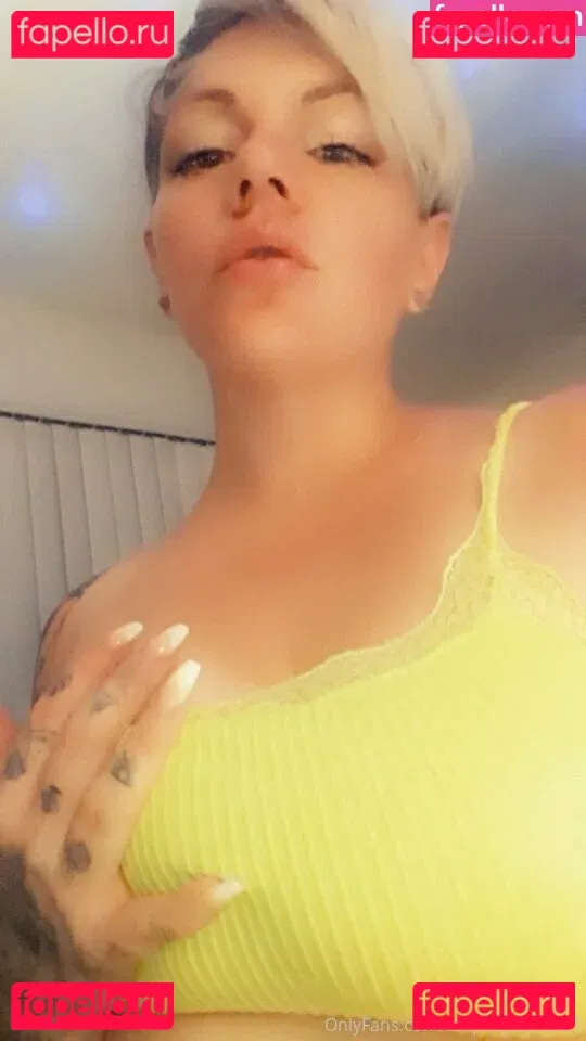 theamputeebitch Onlyfans Photo Gallery 