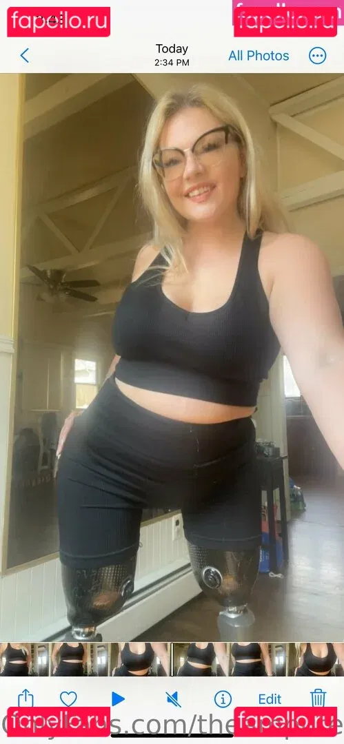 theamputeebitch Onlyfans Photo Gallery 