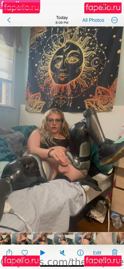 theamputeebitch Onlyfans Photo Gallery 