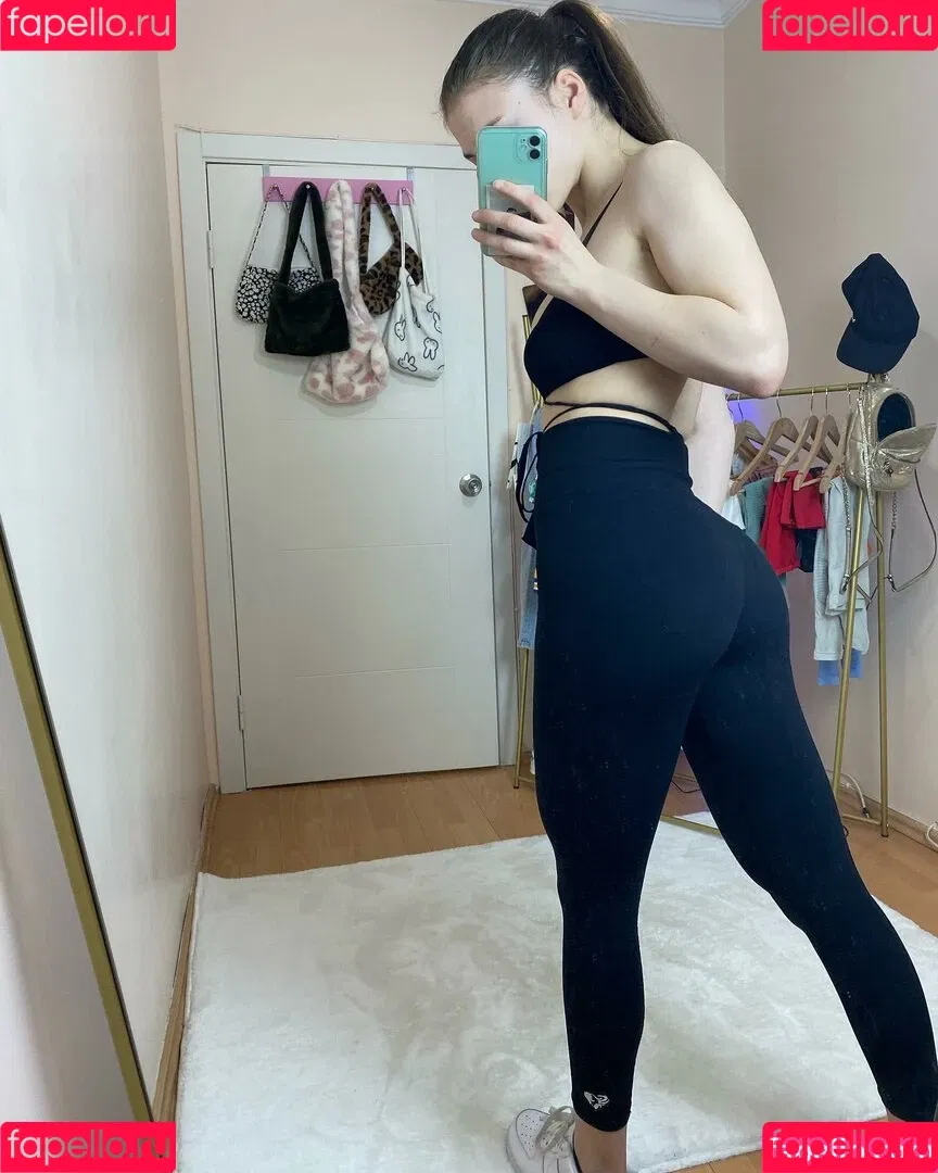 Sudefit Onlyfans Photo Gallery 