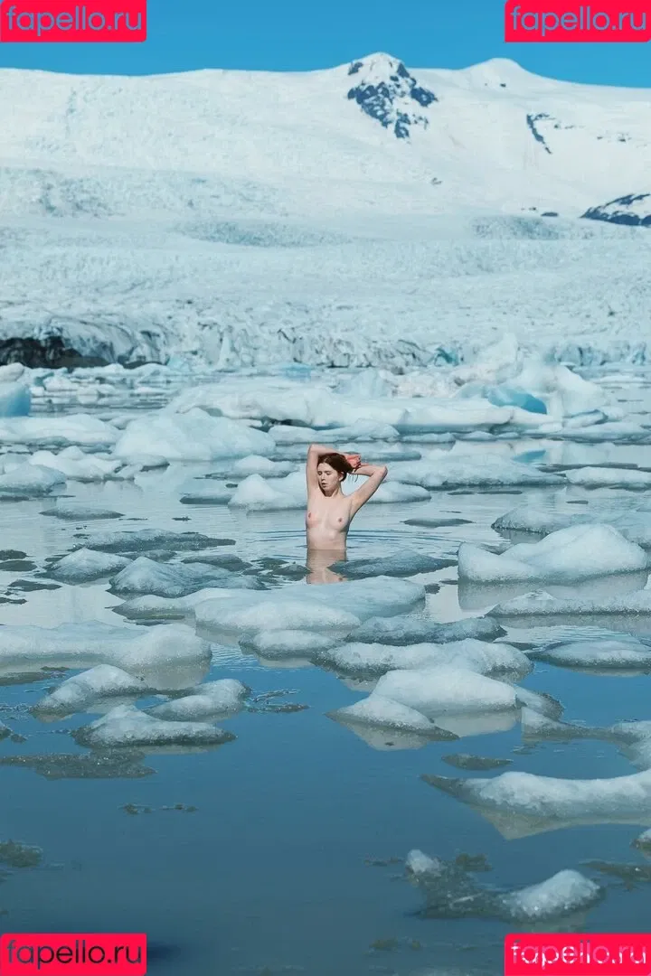 Icelandic Selkie Onlyfans Photo Gallery 