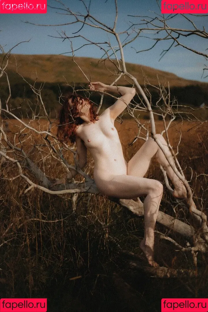Icelandic Selkie Onlyfans Photo Gallery 