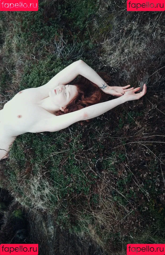 Icelandic Selkie Onlyfans Photo Gallery 