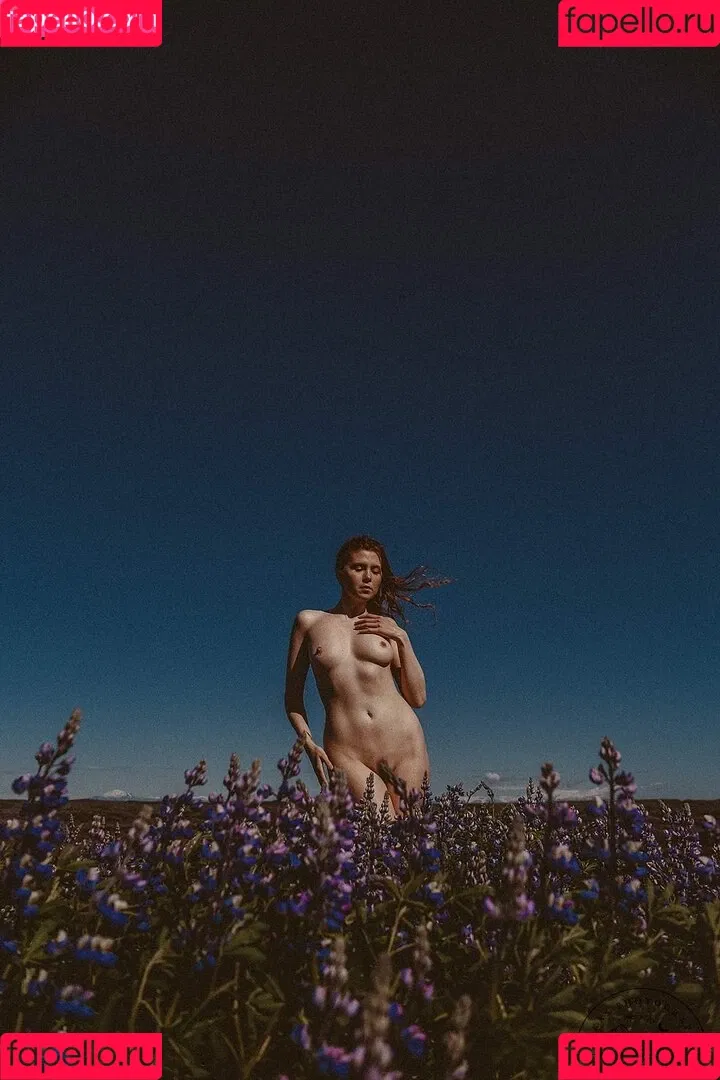 Icelandic Selkie Onlyfans Photo Gallery 