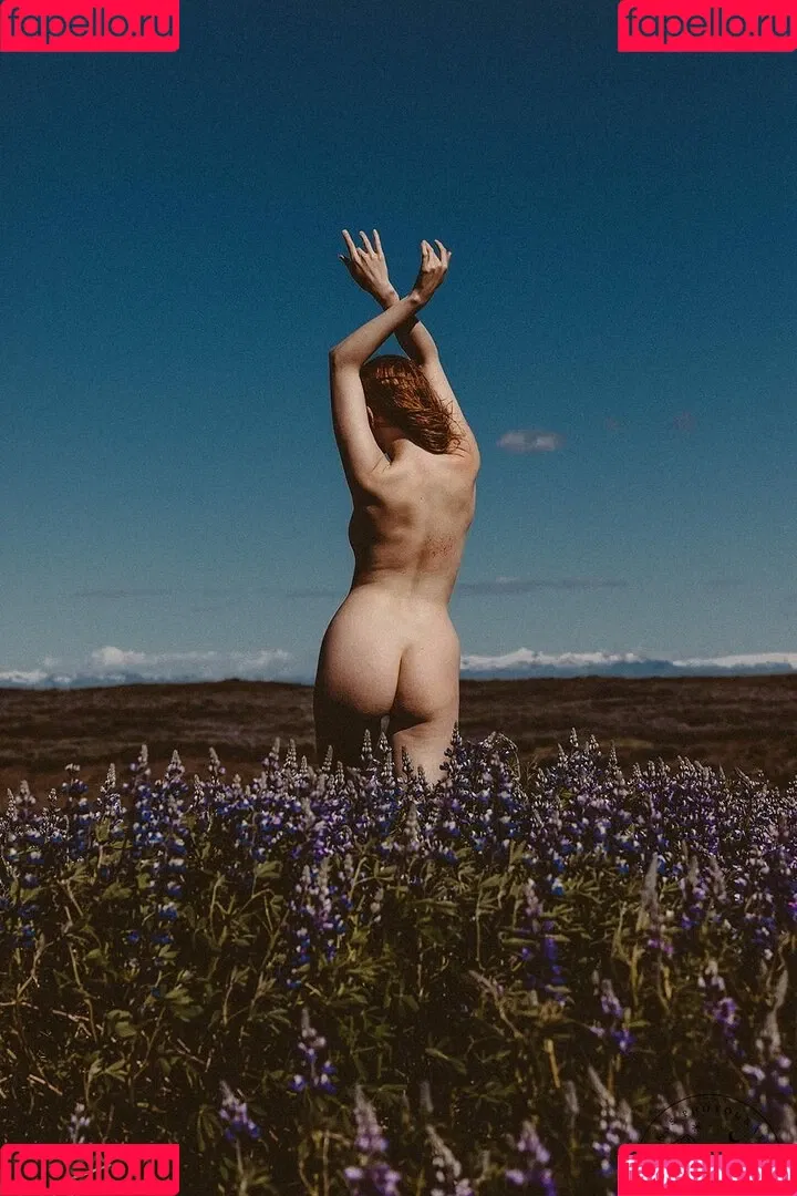 Icelandic Selkie Onlyfans Photo Gallery 