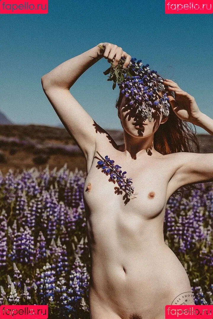 Icelandic Selkie Onlyfans Photo Gallery 