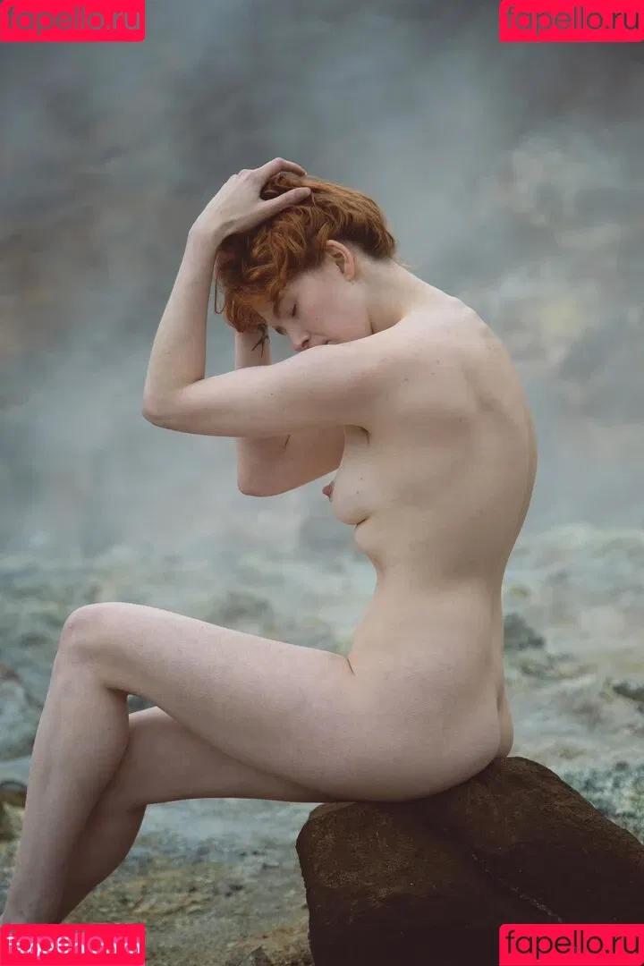 Icelandic Selkie Onlyfans Photo Gallery 