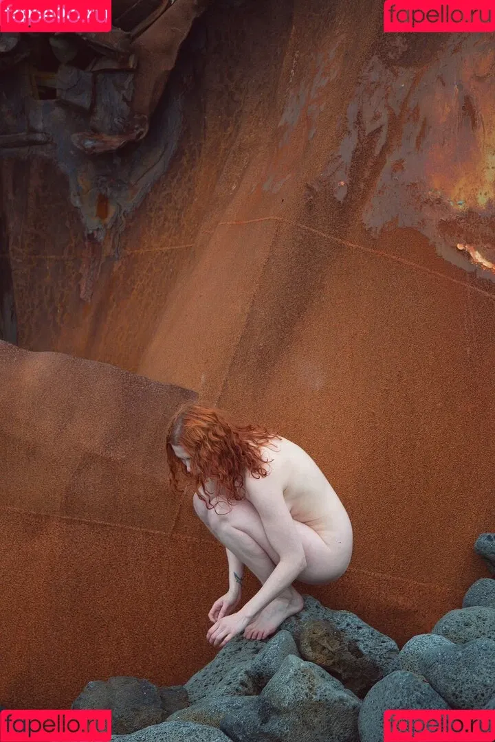Icelandic Selkie Onlyfans Photo Gallery 