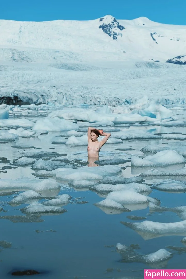 Icelandic Selkie Onlyfans Photo Gallery 