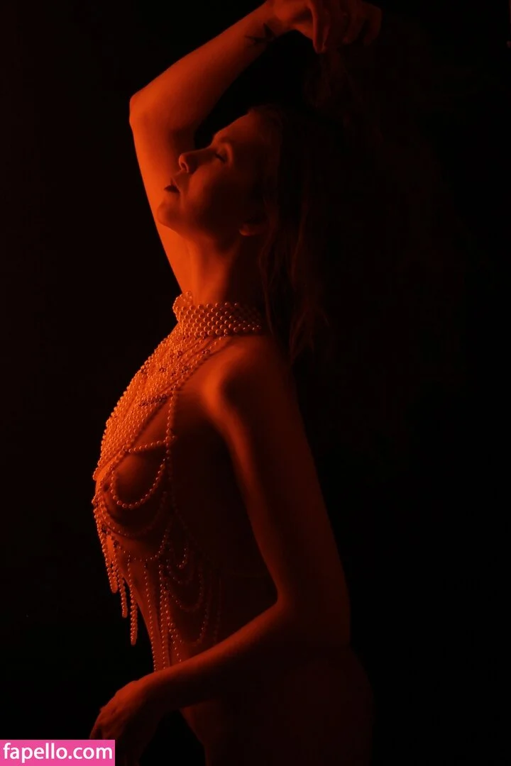 Icelandic Selkie Onlyfans Photo Gallery 