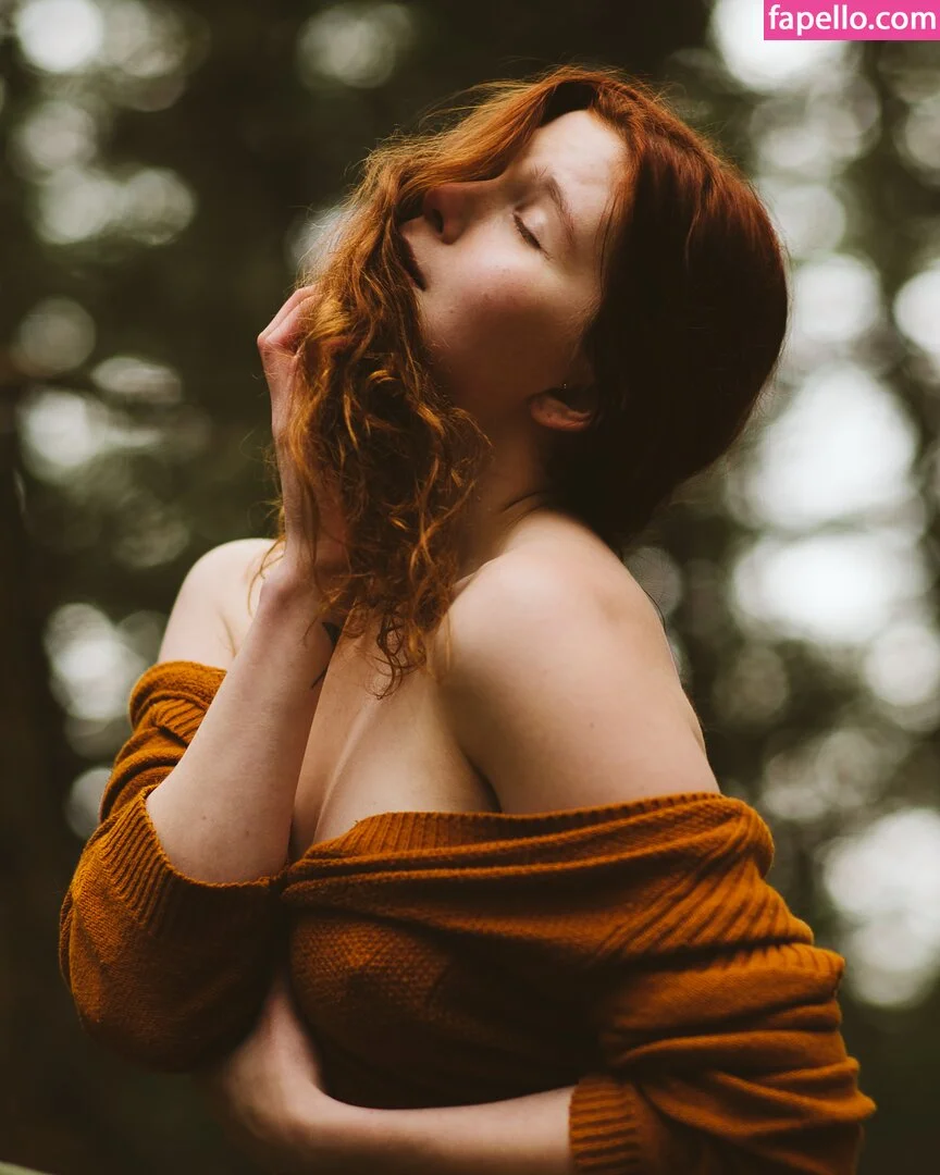 Icelandic Selkie Onlyfans Photo Gallery 