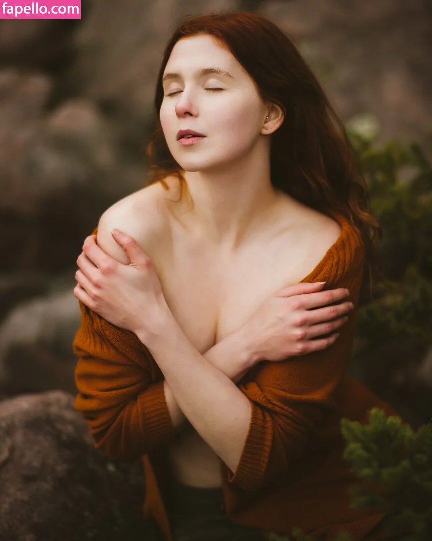 Icelandic Selkie Onlyfans Photo Gallery 