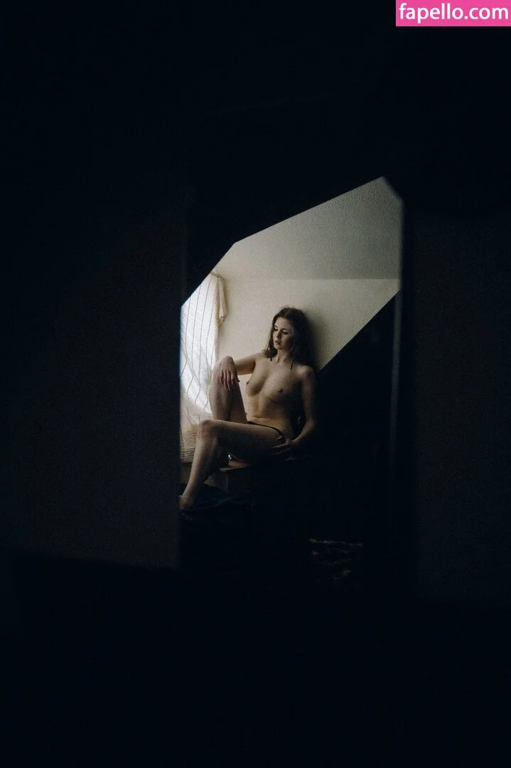 Icelandic Selkie Onlyfans Photo Gallery 