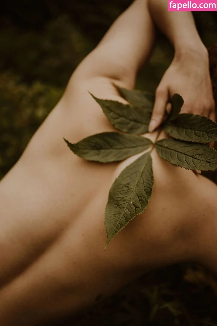 Icelandic Selkie Onlyfans Photo Gallery 