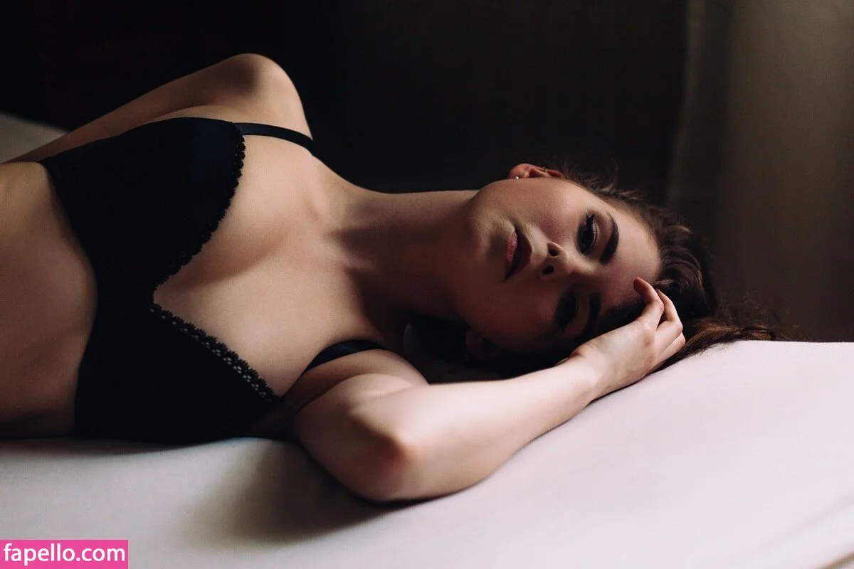 Icelandic Selkie Onlyfans Photo Gallery 